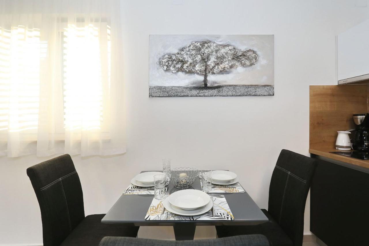 Villa Ankora 2 With Heated Pool Biograd Na Moru Zewnętrze zdjęcie